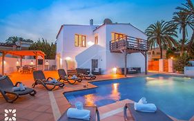 Villa Yelir By Abahana Villas